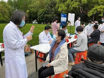 “跨区域跨行业”党建联盟聚合力 儿童医院健康咨询志愿服务进“家门口”